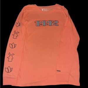 Women’s X-Large long sleeve T